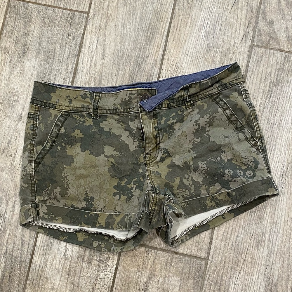Camo Women’s Shorts